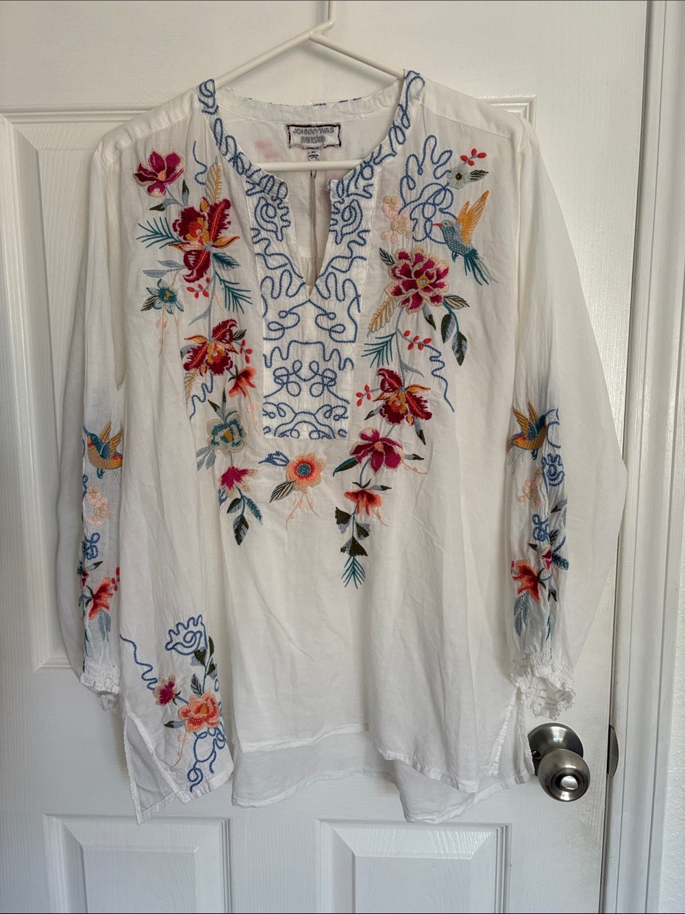 Johnny Was White Embroidered Floral Peasant Tunic